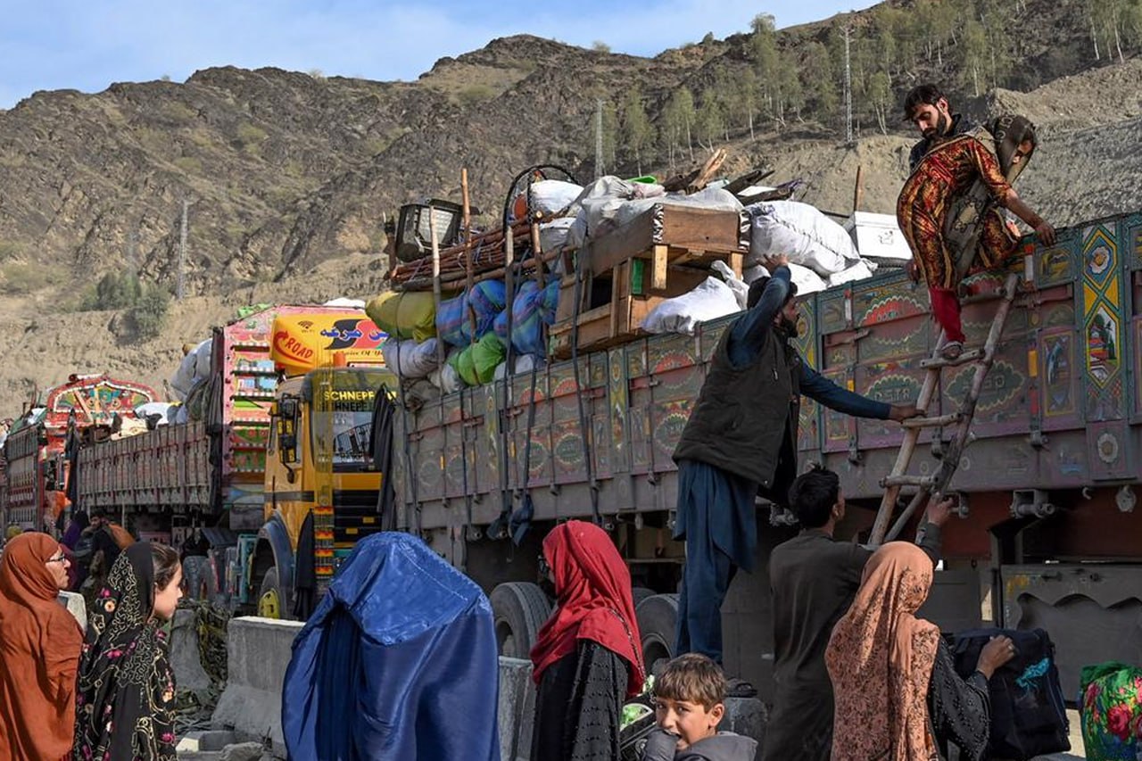 ✅اخراج ۳۱۶ خانواده مهاجر افغان از پاکستان