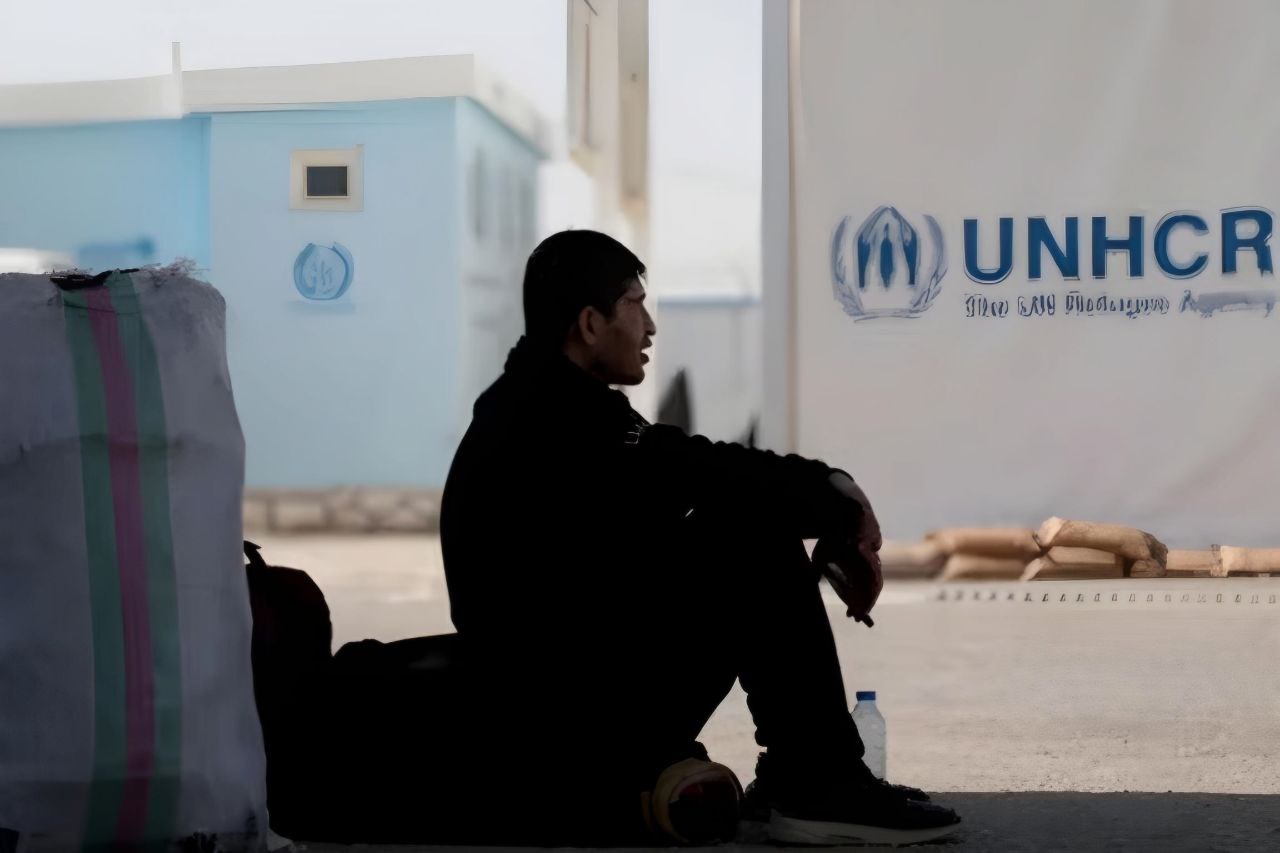 🔹عفو بین‌الملل: پاکستان طرح اخراج افغان‌ها را فوراً لغو کند