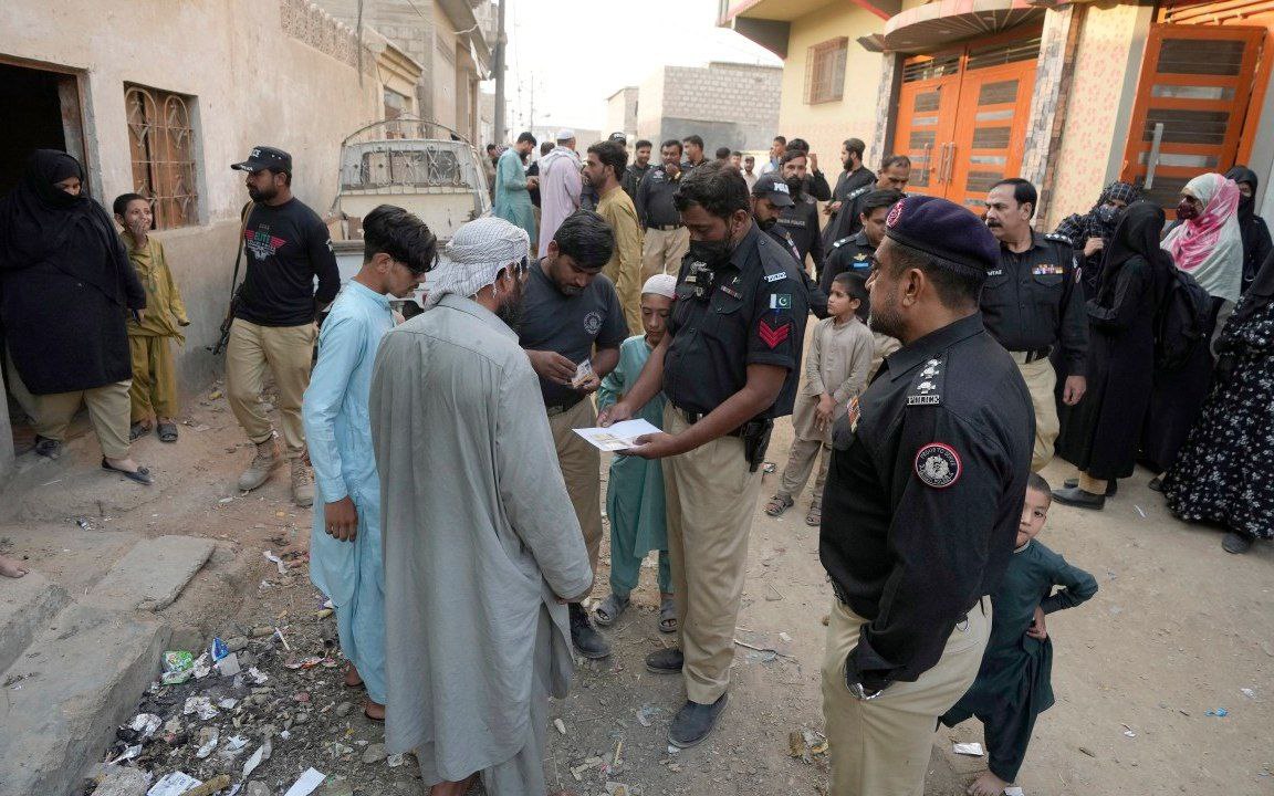 🔹۸۰ درصد افغان‌های بازداشت‌شده در پاکستان مدارک معتبر اقامتی داشتند