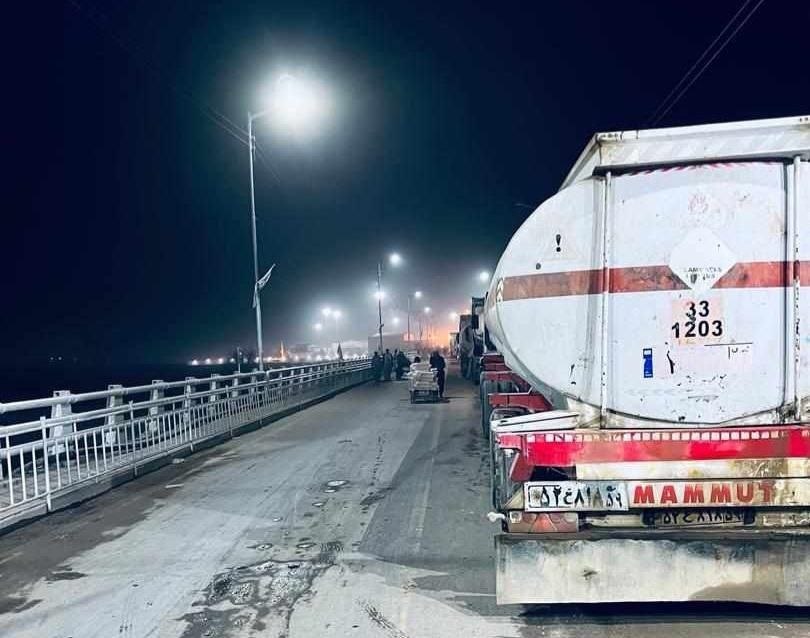 آغاز تردد شبانه‌روزی کامیون‌ها در گذرگاه مرزی میلک
