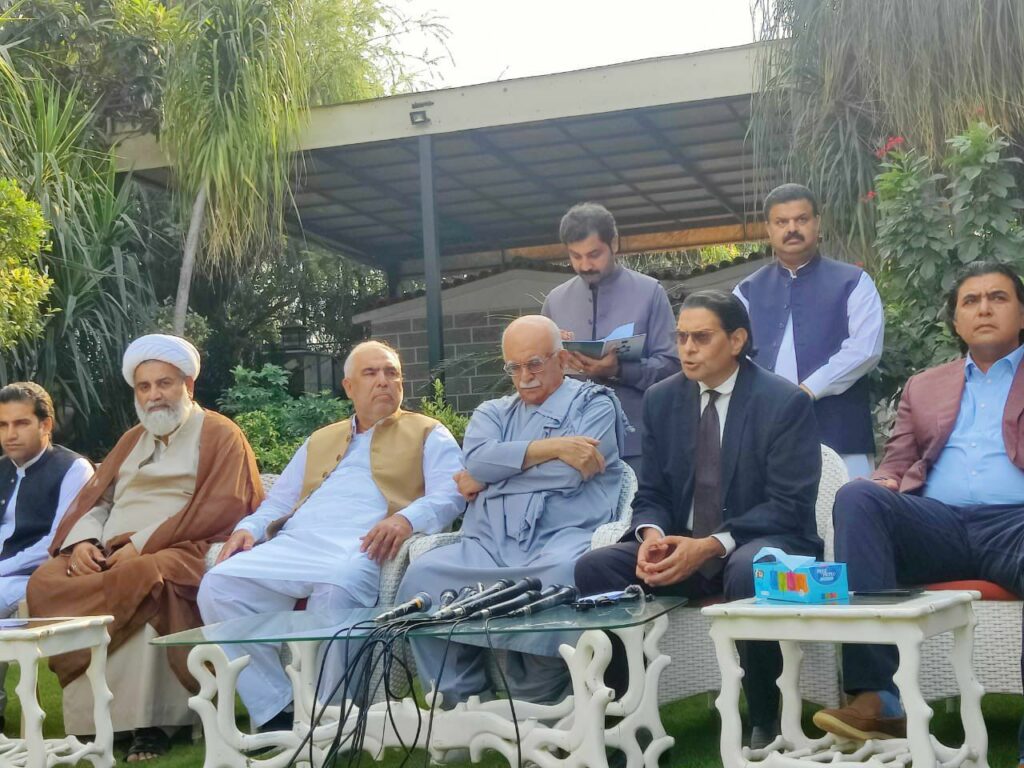 انتقاد رهبران اپوزیسیون پاکستان از حمایت دولت از طرح صلح ترامپ برای غزه